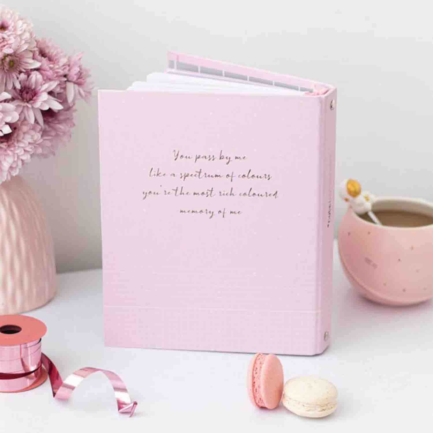 دفترکلاسوری20حلقه100برگ قفل فلز(کاغذ رنگی)برگ سری کیوت پالت کد71508