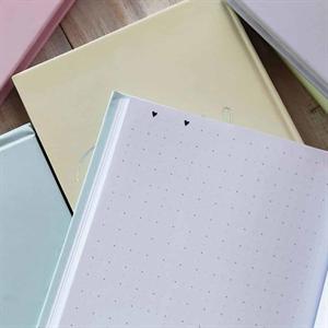 دفتر100برگ بولت ژورنال /نقطه ای A5 ته دوخت جلدسخت طلاکوب/نقره برگ سری کیوت پالت  کد70101